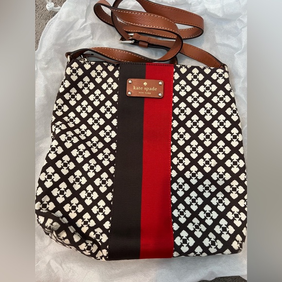 Pre owned Kate Spade Vintage Crossbody Canvas Bag in Brown/Off White/Red - Picture 1 of 9